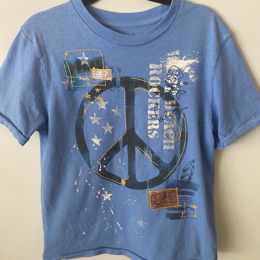 Gap Kids super Soft Tshirt w Peace symbol kid size 6